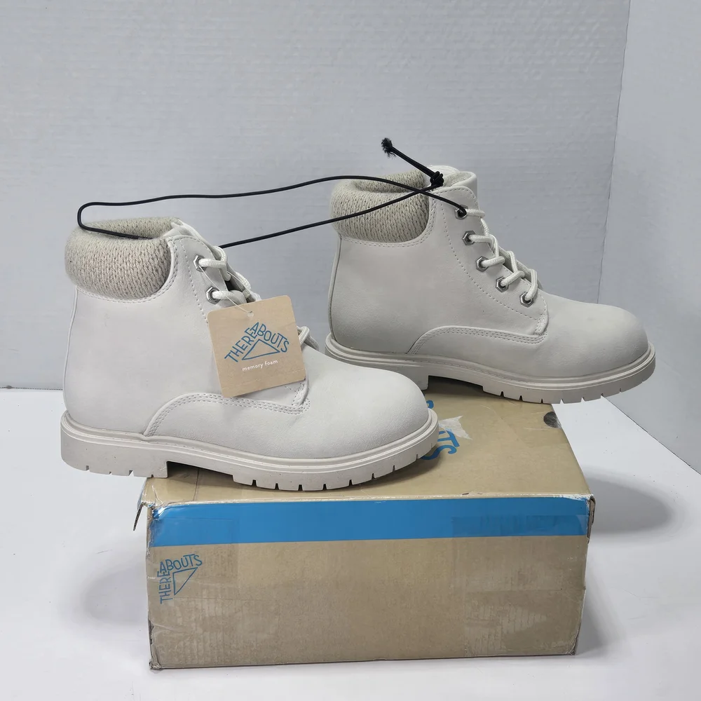 Thereabouts TH Ember Off White Hiking Winter Snow Boots Size 1 (Little Girl)